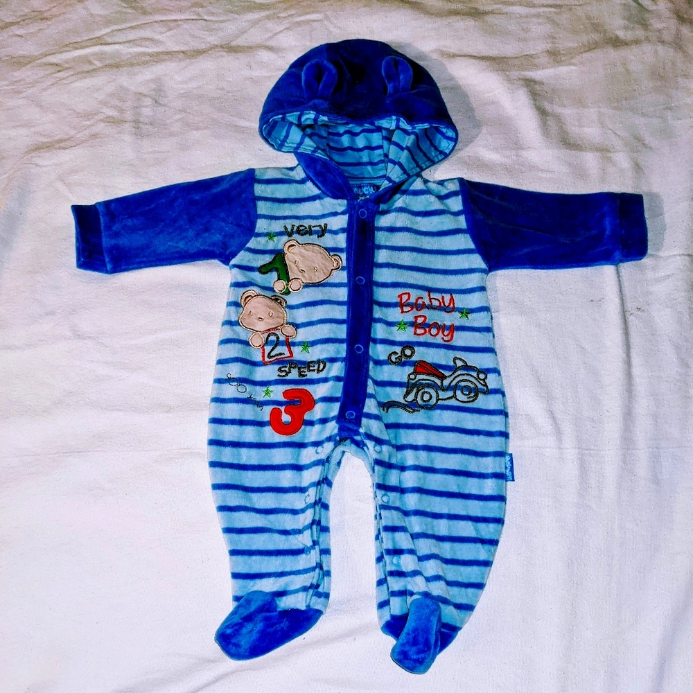 3/$10 Pumucki Footie